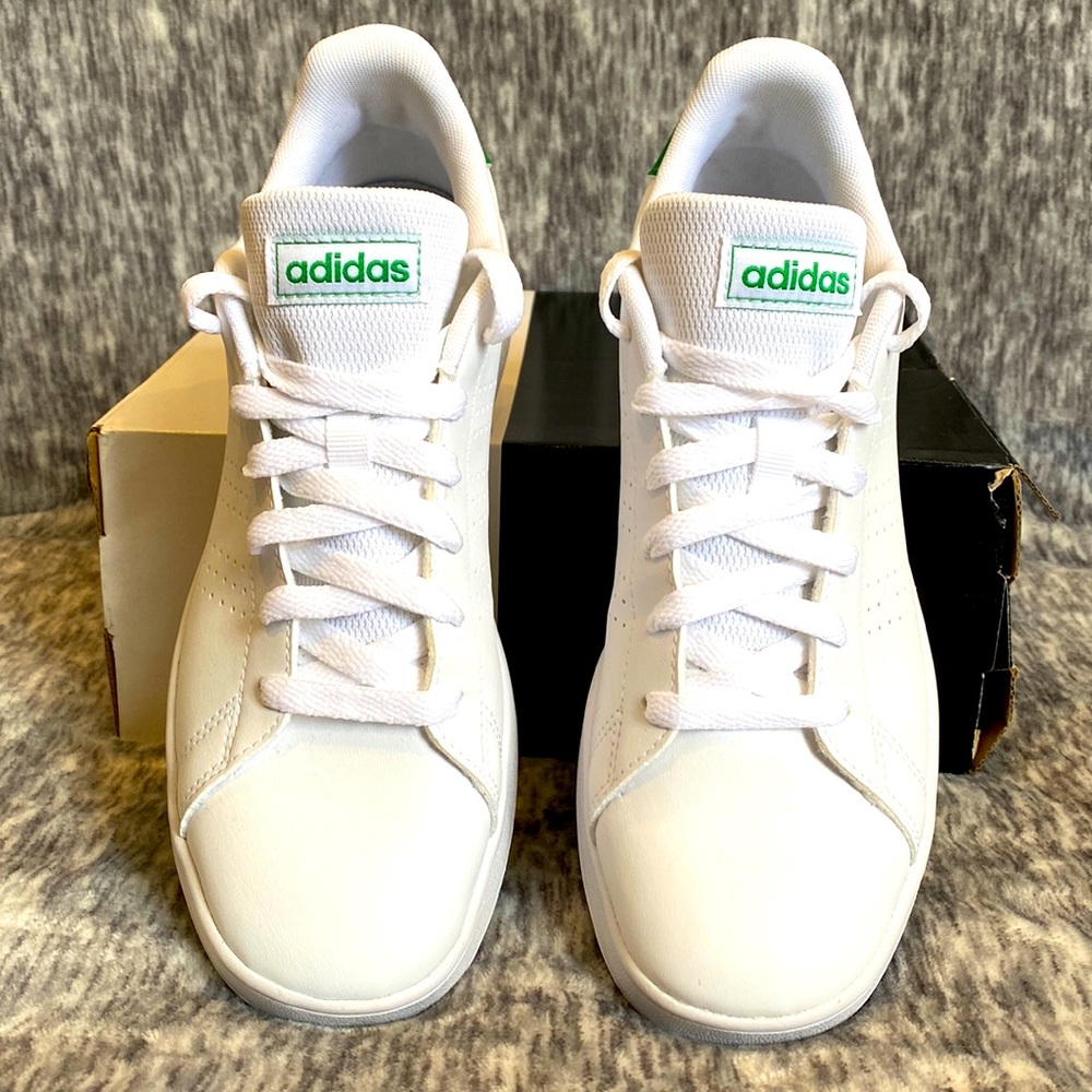 Adidas Advantage Kids Sneakers Size 6